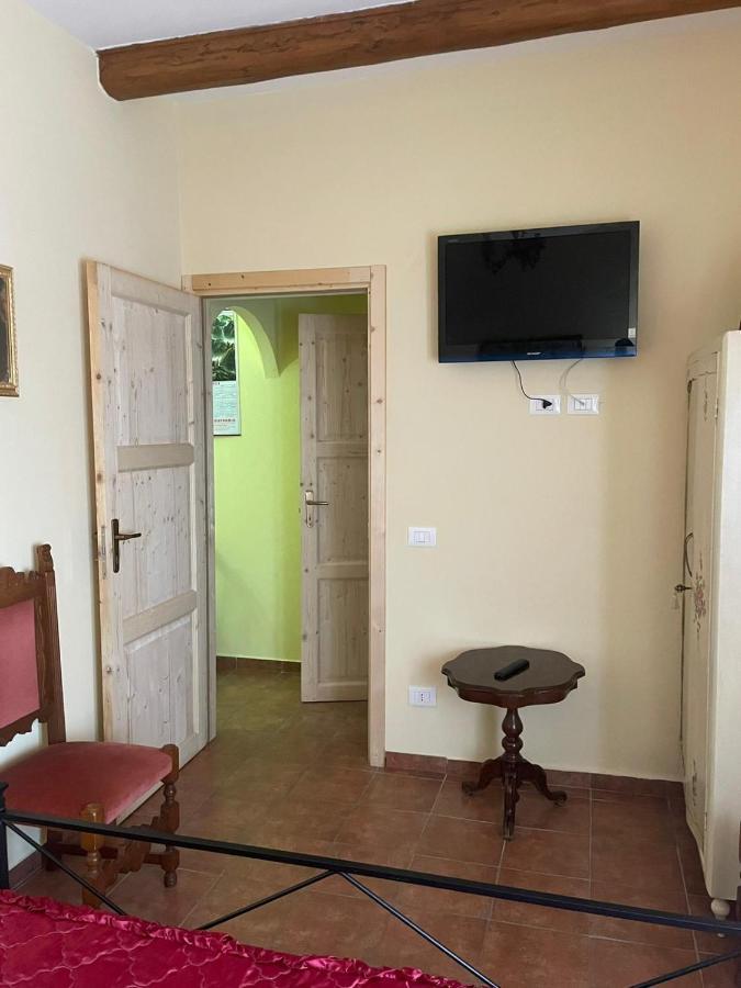 Appartamentino Di Corso Umberto Ronciglione  Extérieur photo
